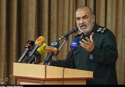 افتتاح ۲۵۳۳ پروژه محرومیت‌زدایی سپاه در سیستان و بلوچستان