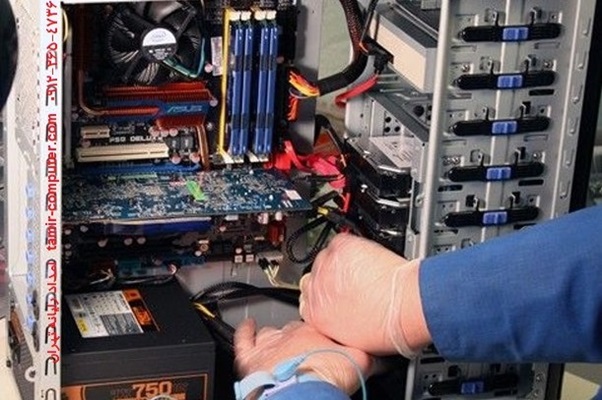 تعمیر کامپیوتر در محل، راهی برای خلاصی از مشکلات کامپیوتری