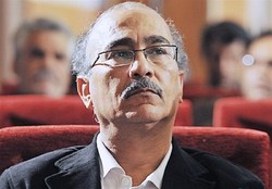 قصه قهرمانان ملی روی طاقچه‌ها خاک می‌خورد
