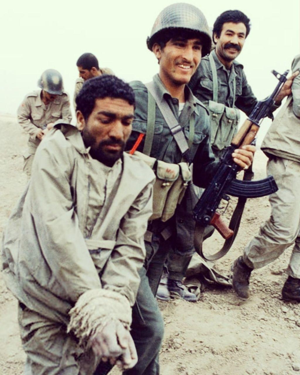 تصویری که در قاب دفاع مقدس ماندگار شد تصویری که در قاب دفاع مقدس ماندگار شد