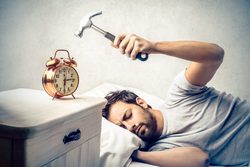 تنبل‌خان تسلیم تعویق
