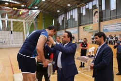 تیم والیبال برادران صنعت  آب وبرق استان اصفهان قهرمان شد