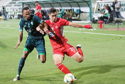 مجوز بازی نادری برای پرسپولیس تمدید شد