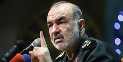 سرلشکر سلامی: سپاه نخواهد گذاشت مردم ذره‌ای در سختی قرار بگیرند