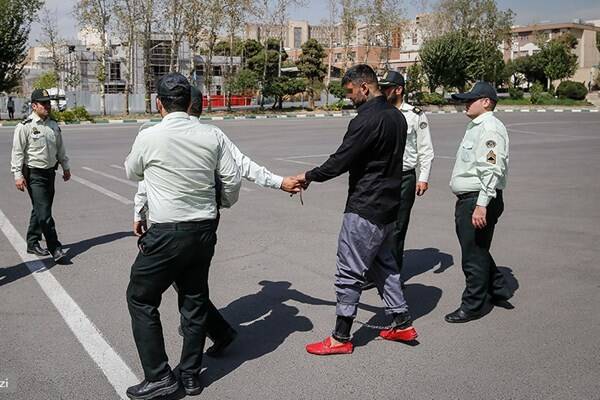 اینجا دیگر اراذل ترسناک نیستند اینجا دیگر اراذل ترسناک نیستند