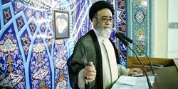 جریان شهید زدایی باید ریشه کن شود