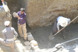 دانشجویان جهادی دانشگاه علامه برای مردم روستای محروم لرستان مدرسه می&zwnj;سازند