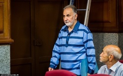 نجفی از زندان آزاد شد