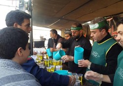 ۵‌ هزار جهادگر حسینی مشغول خدمت به زائران اربعین در ۲۱ شهر ایران و عراق