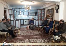دیدار معاونین و مدیران شهرداری منطقه هشت با خانواده معزّز شهیدحسین دلیر اکبری