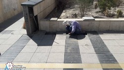 مرمت سنگهای شکسته داخل میدان شهید بهشتی