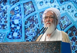 باید از خیره شدن به خارج و نپرداختن به ظرفیت‌های داخلی ترسید