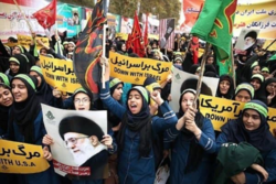 راهپیمایی ۱۳آبان دانش‌آموزان البرز، نماد اقتدار و وحدت است