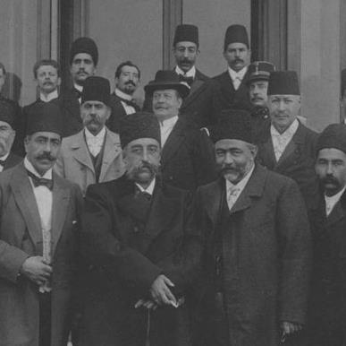 غربستایی، جوهره منورالفکری ایرانی غربستایی، جوهره منورالفکری ایرانی