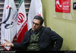 ترس برخی هنرمندان از بازسازی دیوارنگاره‌های لانه جاسوسی!
