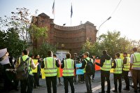 جلیقه زرد‌های دانشجو مقابل سفارت فرانسه