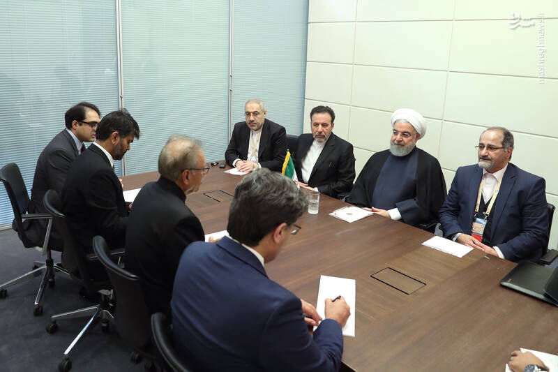 روحانی با رئیس جمهور پاکستان دیدار کرد / عکس