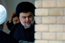 مقتدا صدر خواستار استعفای دولت عراق شد