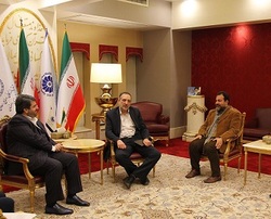 افغانستان یک فرصت استثنایی برای ایران است
