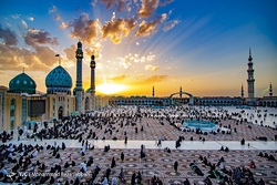 خورشید دین هرگز غروب نمی‌کند