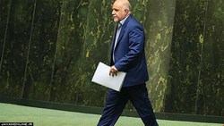 امروز استیضاح زنگنه بررسی می‌شود