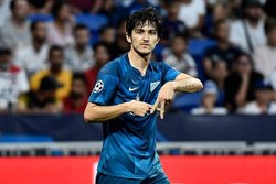 سردار آزمون: از پیشنهاد ناپولی بی‌خبرم