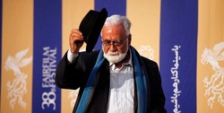 ابتکار در شیوه اکران «خروج» جای تبریک دارد