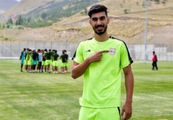 پاسخ منفی پرسپولیس به بازیکن تراکتور/ «شکاری» با گل گهر توافق کرد