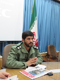 سردار سلیمانی با توسل به ائمه معصومین(ع) محبوب دلها شد