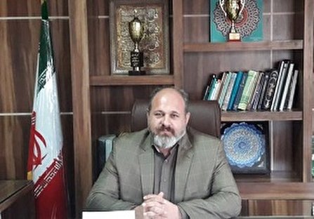 ۱۷۰ جلد کتاب نفیس آموزشی به کتابخانه ای در رهنان اهدا شد
