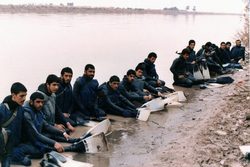 ضیافت منور‌ها روی دریاچه ماهی!