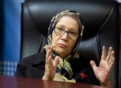 مینو محرز: درباره عدم ورود واکسن آمریکایی با نظر رهبر انقلاب کاملا موافقم
