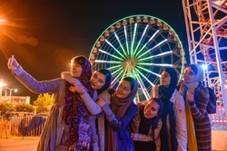 سردرگم در پرداخت یک مسئله انسانی