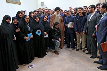مستند «غیررسمی»