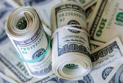 سیاست‌زدگی دلار در بازار داخلی