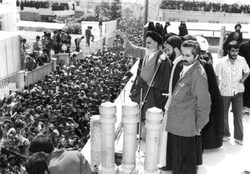 به‌رغم دشمنی‌ها ملت و جمهوری اسلامی مقتدرانه ایستاده‌اند