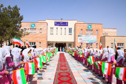 ۱۰۰ هزار دانش‌آموز دختر در مدارس برکت تحصیل می‌کنند