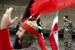 ادای دین جشنواره تئاتر فجر به سردار سلیمانی