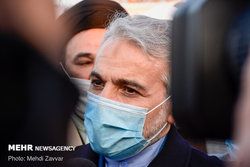 عیدی کارمندان رسمی و غیر رسمی با حقوق بهمن واریز می‌شود