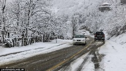 هشدار پلیس راهور در خصوص بارش برف و باران و لغزندگی جاده‌ها