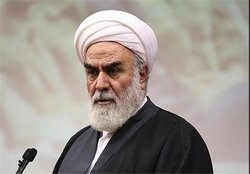 خدمت به مردم و محرومان افتخار بزرگی است