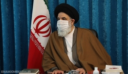 باید نگاه به درون داشت و از ظرفیت‌های داخلی برای تولید علم و صنعت استفاده کرد