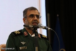 سربازان و جوانان موجب افتخار و اقتدار نظام مقدس جمهوری اسلامی هستند