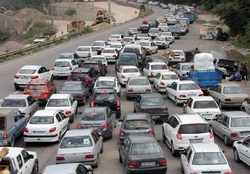 نمکی: مطلقاً موافق هیچ مسافرتی نیستیم