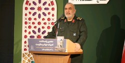 محاصره اقتصادی داستان خطای دشمن در مقابل قدرت درونی ملت ایران است