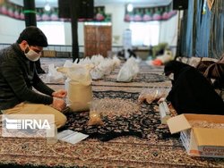 اوقاف ۱۰ هزار بسته معیشتی در بین نیازمندان توزیع کرد