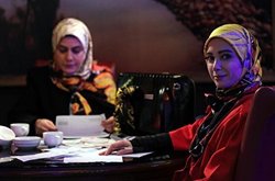 توضیحات تهیه کننده بچه مهندس درباره سکانس جنجالی خواستگاری دختر از پسر