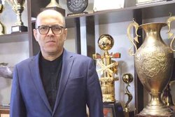 سعادتمند: در مورد شروع مسابقات لیگ تابع تصمیم مقامات هستیم
