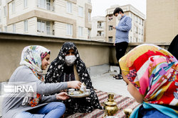 مهربانی با هم در برابر یک درد مشترک