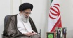 غرب‌گرایان چهره واقعی و حقیقت پلید آمریکا را ببینند
